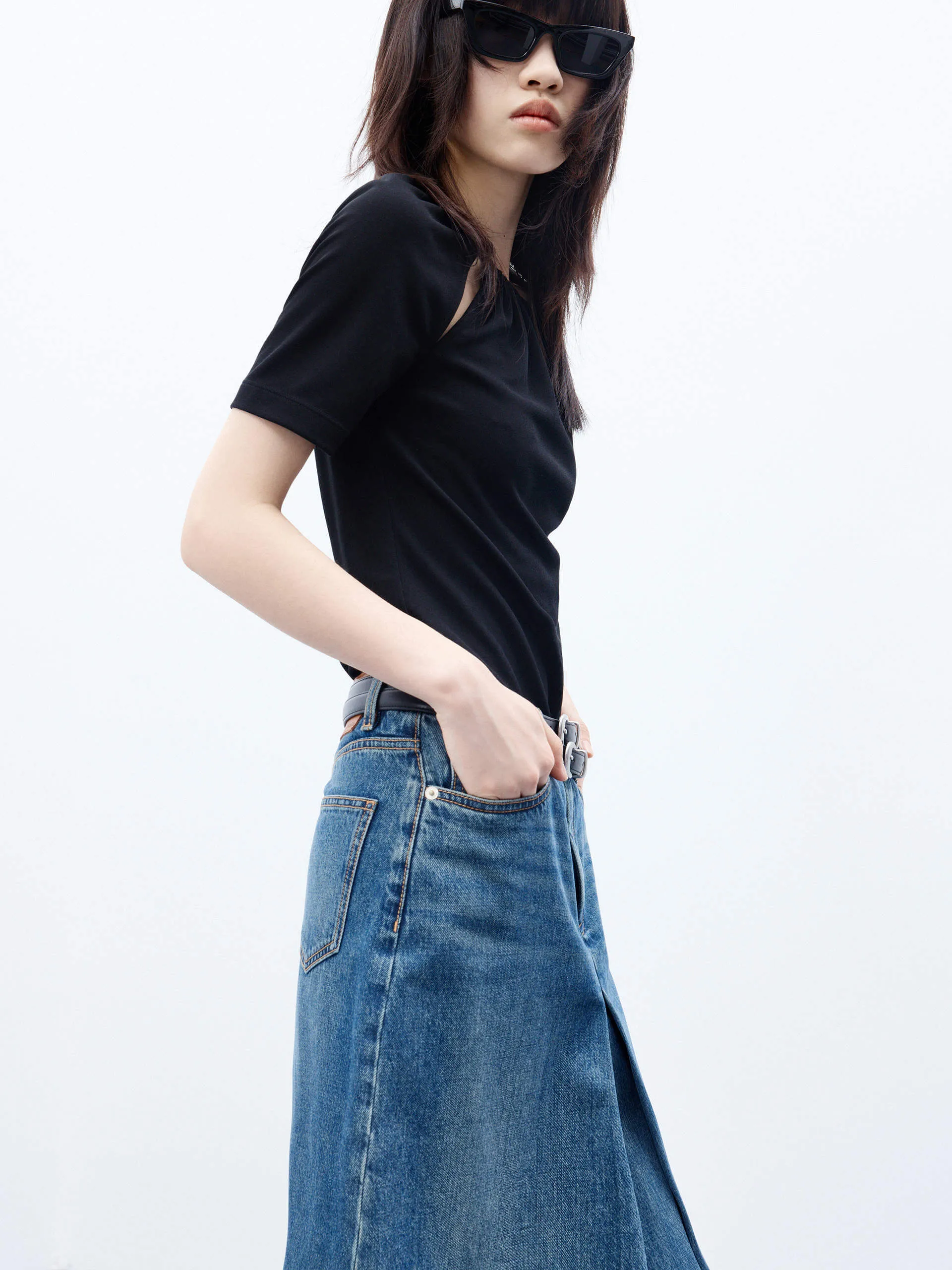 Slim Fit Cutout Top